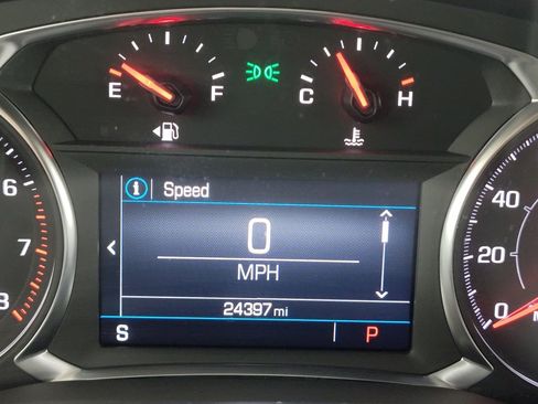 Used 2023 GMC Acadia SLE w/ Driver Convenience Package image 25