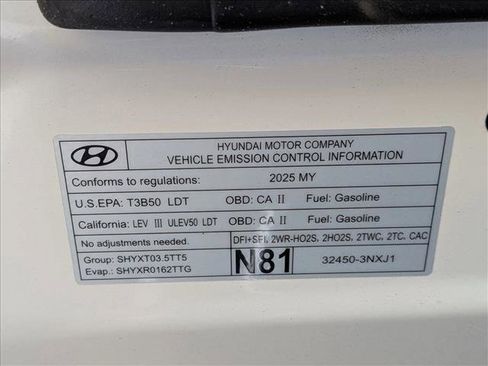 Used 2025 Genesis GV80 3.5T Prestige image 22