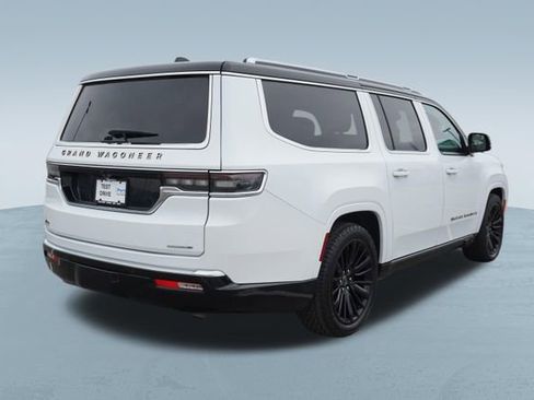 Used 2024 Jeep Grand Wagoneer L Series III image 8