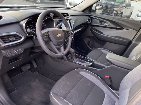 Used 2023 Chevrolet TrailBlazer LT w/ Convenience Package image 12
