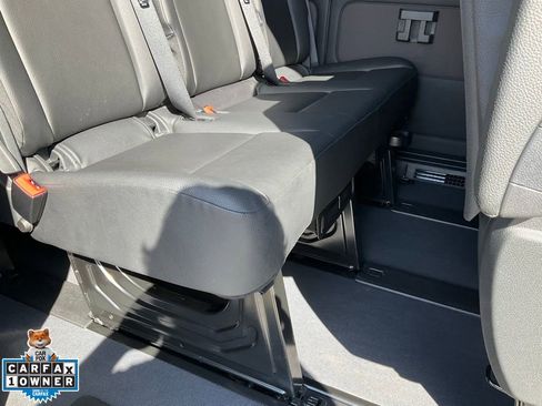 Used 2024 Mercedes-Benz Sprinter 2500 image 33