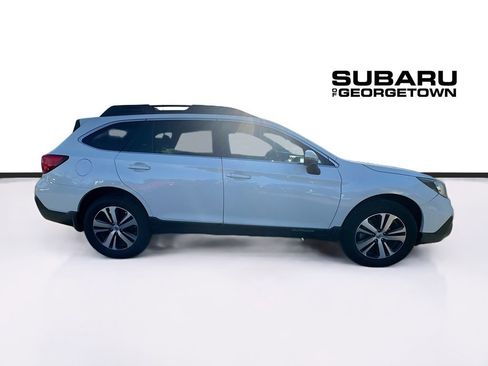 Used 2019 Subaru Outback 3.6R Limited w/ Popular Package #2 image 8