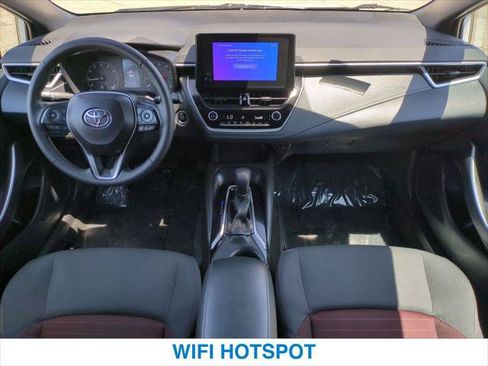 Used 2024 Toyota Corolla SE w/ SE Convenience Package FWD image 21