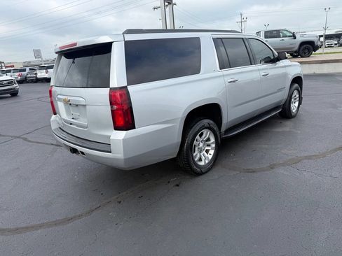 Used 2019 Chevrolet Suburban LT AWD/4WD image 5