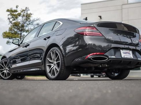 Used 2022 Genesis G70 3.3T AWD/4WD image 2