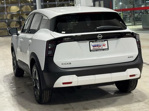 New 2025 Nissan Kicks SV w/ Illumination Package image 25