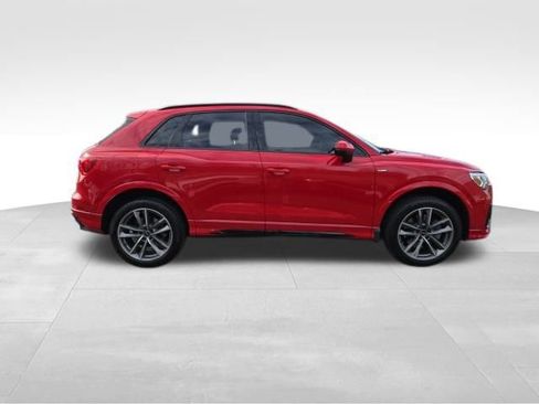 Used 2024 Audi Q3 2.0T Premium Plus w/ Premium Plus Package image 11