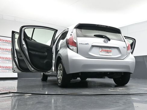 Used 2016 Toyota Prius C One image 43