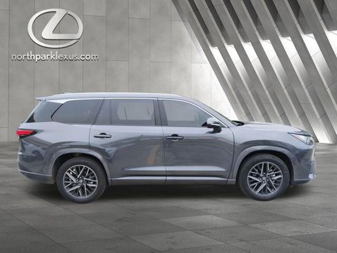 Certified 2026 Lexus TX 350 AWD w/ Technology Package image 4