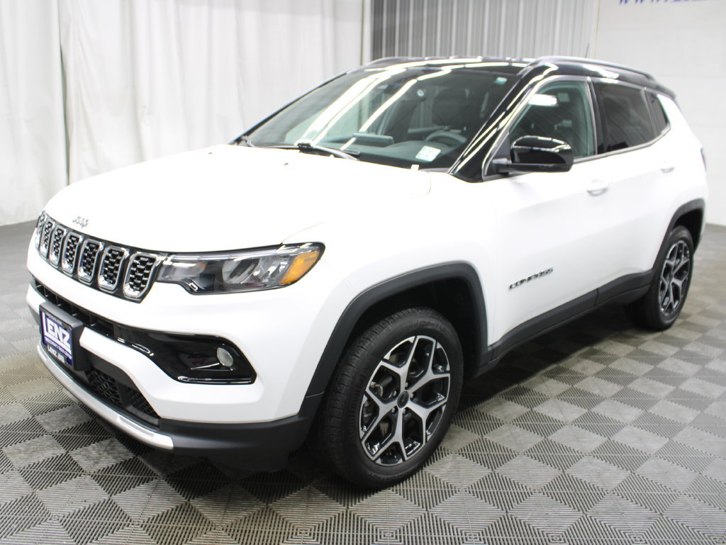 Used 2025 Jeep Compass Limited AWD/4WD image 9
