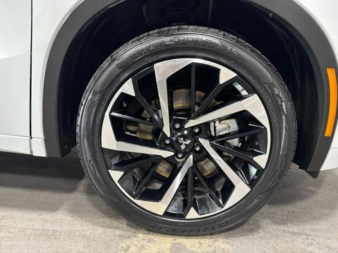 Used 2024 Mitsubishi Outlander SEL image 34
