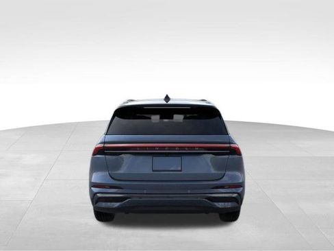 New 2026 Lincoln Nautilus Reserve w/ Jet Appearance Package image 6