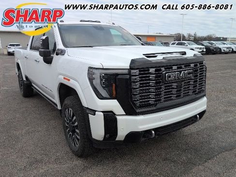 Used 2025 GMC Sierra 2500 Denali Ultimate AWD/4WD image 1
