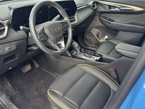 Used 2024 Chevrolet TrailBlazer ACTIV w/ Convenience Package image 13