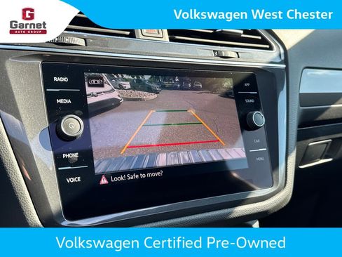 Certified 2023 Volkswagen Tiguan SE R-Line FWD image 26