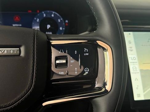 New 2026 Land Rover Range Rover Velar Dynamic SE image 22