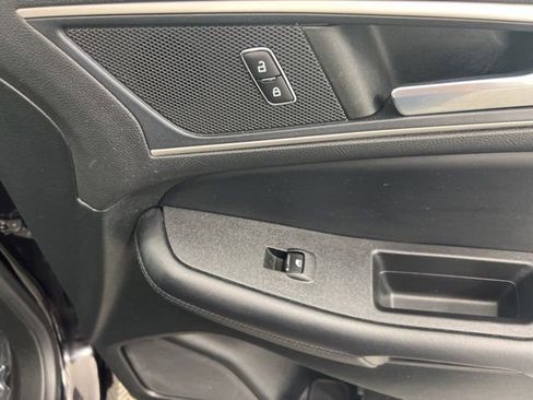Used 2022 Ford Edge SEL w/ Convenience Package AWD/4WD image 24