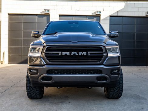 Used 2023 RAM 1500 Laramie AWD/4WD image 2