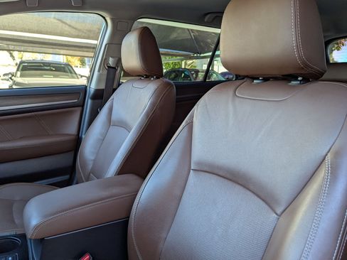 Used 2018 Subaru Outback 3.6R Touring w/ Popular Package #3 image 14