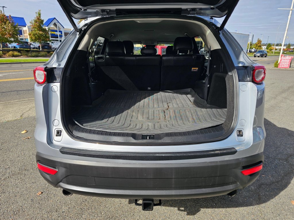 Used 2018 MAZDA CX-9 Touring AWD/4WD image 10