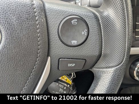 Used 2015 Toyota Corolla LE FWD image 29