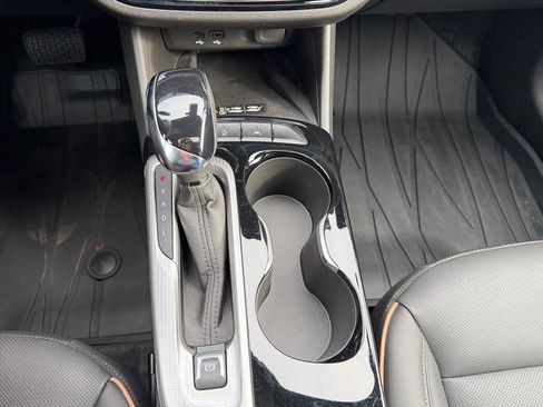 Used 2025 Buick Envista Avenir image 24