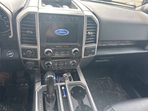 Used 2020 Ford F150 Lariat w/ Equipment Group 502A Luxury image 9