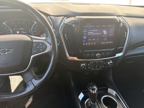 Used 2020 Chevrolet Traverse RS w/ LPO, Floor Liner Package AWD/4WD image 24