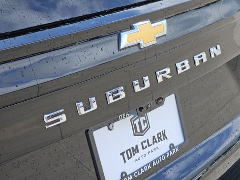 New 2026 Chevrolet Suburban High Country AWD/4WD image 8