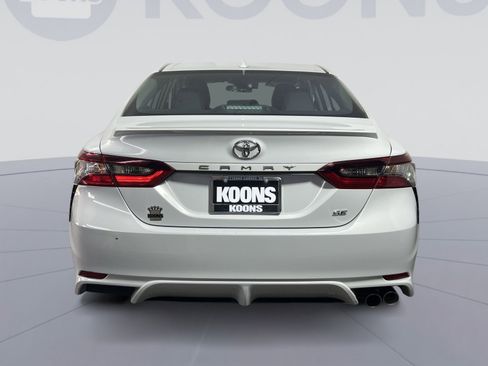 Used 2023 Toyota Camry SE image 5