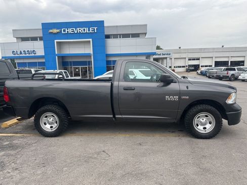 Used 2018 RAM 1500 Tradesman w/ Power & Remote Entry Group image 4