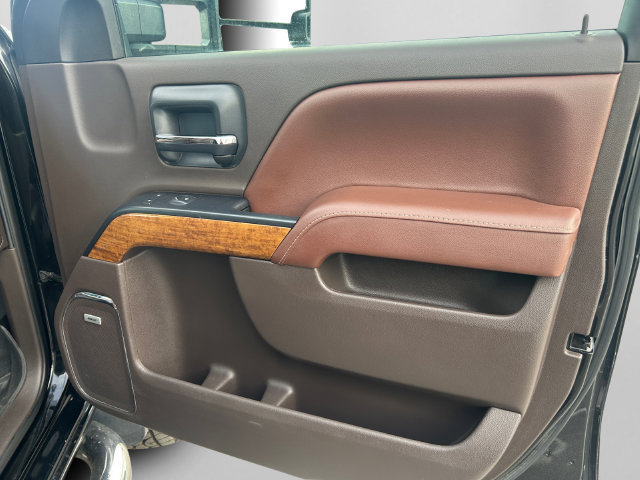 Used 2016 Chevrolet Silverado 2500 High Country w/ Duramax Plus Package AWD/4WD image 15