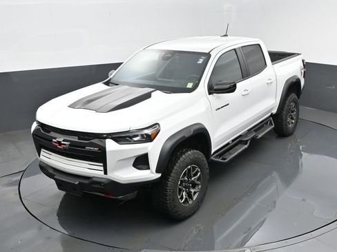 Used 2023 Chevrolet Colorado ZR2 image 20