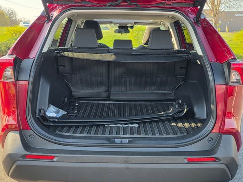 Used 2024 Toyota RAV4 XLE w/ Convenience Package image 38