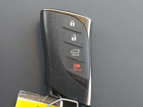 Used 2025 Lexus ES 350 w/ Premium Package image 27