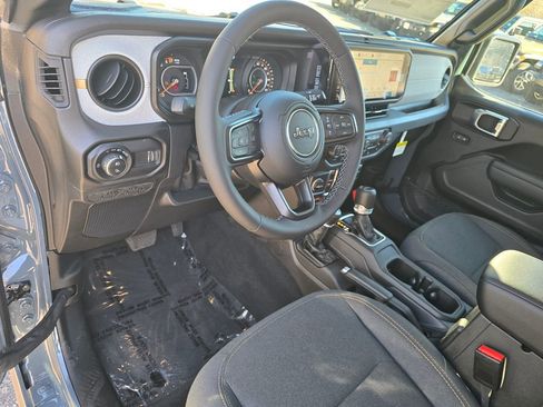 New 2026 Jeep Gladiator Willys image 24