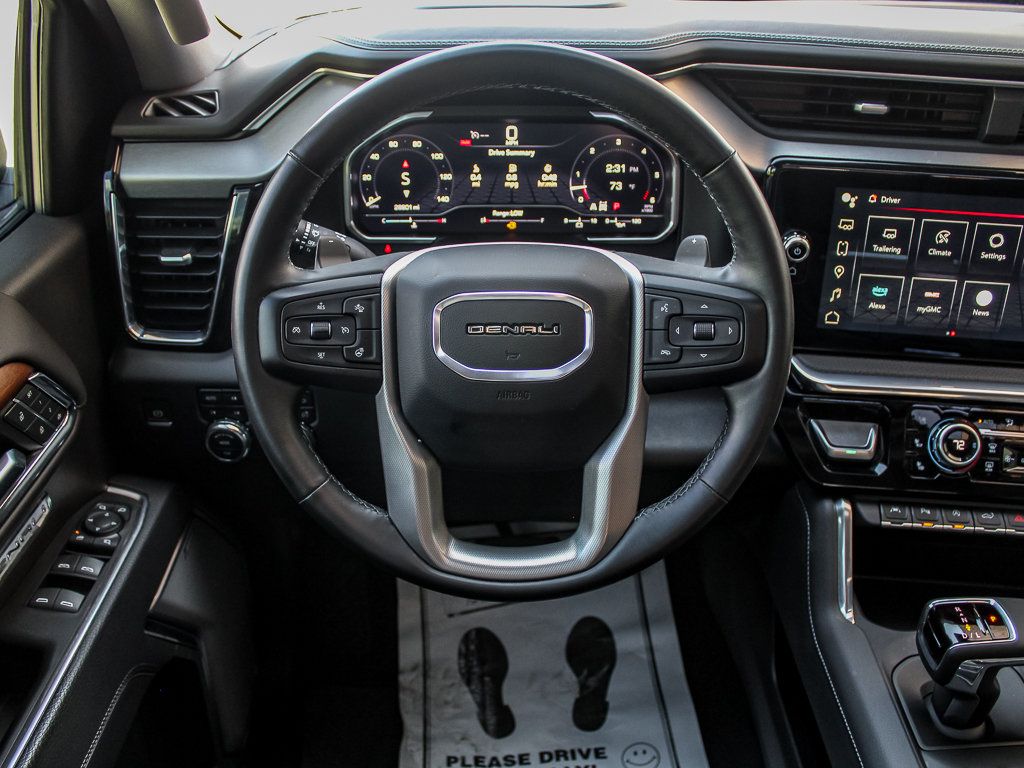 Used 2023 GMC Sierra 1500 Denali w/ Technology Package AWD/4WD image 29