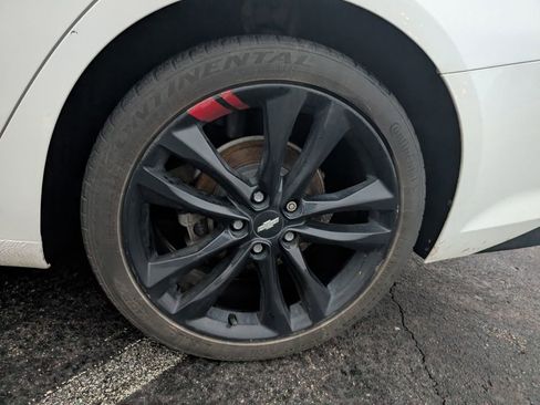 Used 2018 Chevrolet Malibu LT w/ Redline Edition image 24