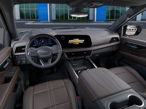New 2026 Chevrolet Suburban High Country AWD/4WD image 15