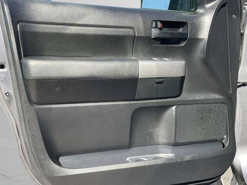 Used 2018 Toyota Sequoia TRD Sport image 16