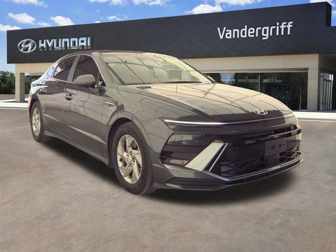Used 2025 Hyundai Sonata SE FWD image 7