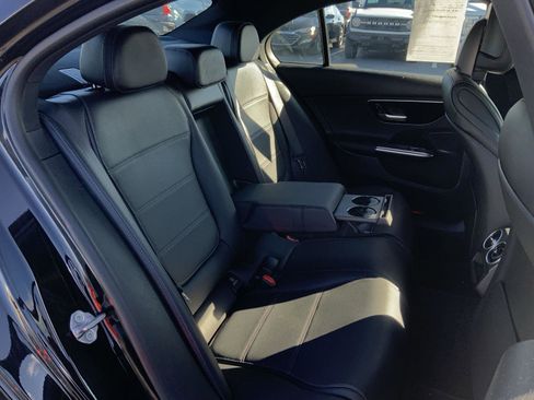 Used 2022 Mercedes-Benz C 300 4MATIC Sedan image 58