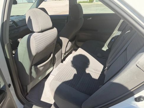Used 2005 Toyota Camry XLE image 24