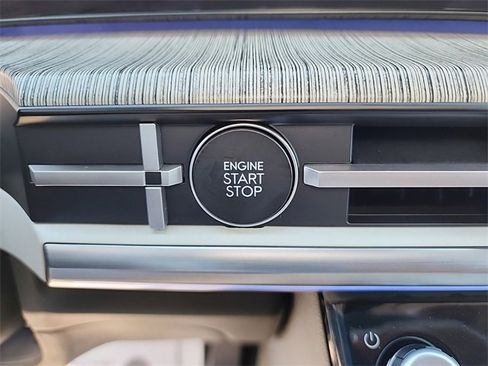 New 2025 Hyundai Santa Fe Calligraphy image 28