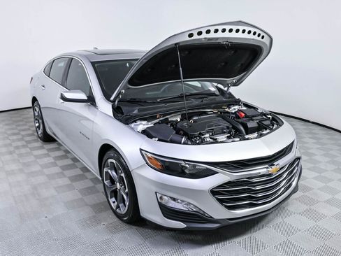 Used 2020 Chevrolet Malibu LT FWD image 30