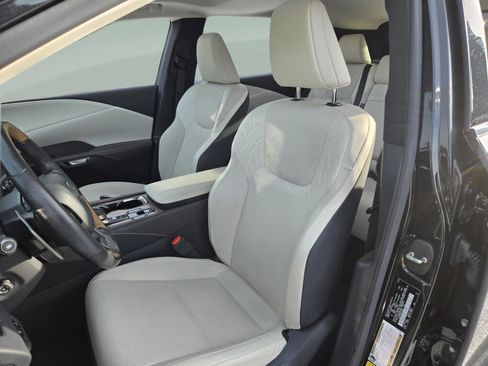 Used 2024 Lexus RX 350 Premium w/ Accessory Package (Z1) FWD image 23