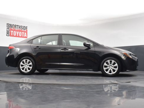Used 2024 Toyota Corolla LE FWD image 27
