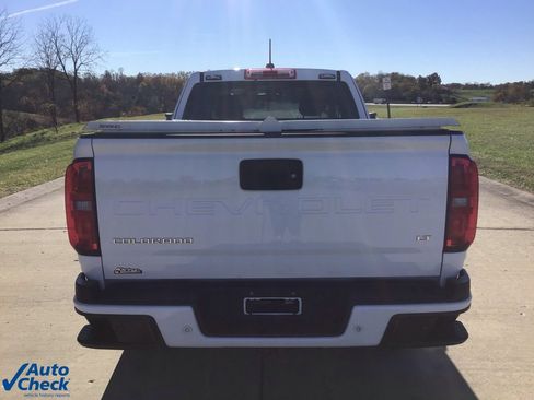 Used 2022 Chevrolet Colorado LT w/ Fleet Safety Package image 4