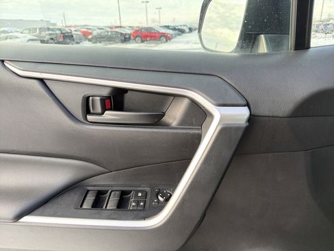 Used 2023 Toyota RAV4 LE image 14