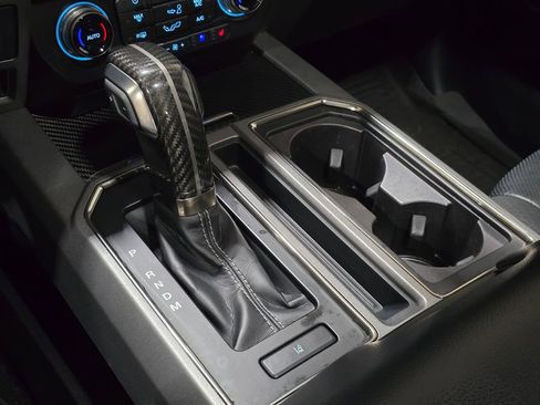 Used 2019 Ford F150 Raptor w/ Equipment Group 802A Luxury image 16